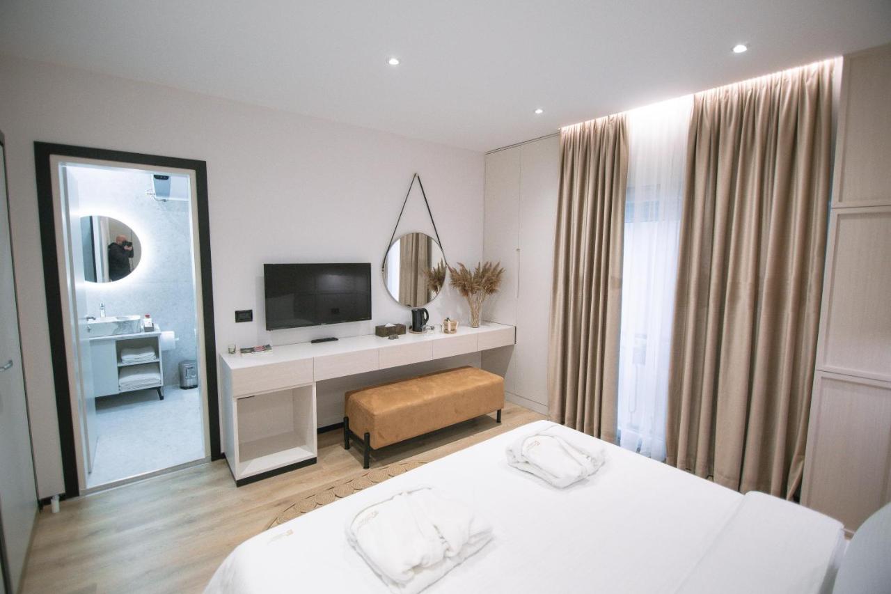 Boulevard Boutique Aparthotel Korce Ngoại thất bức ảnh