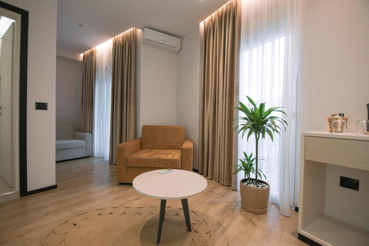 Boulevard Boutique Aparthotel Korce Ngoại thất bức ảnh