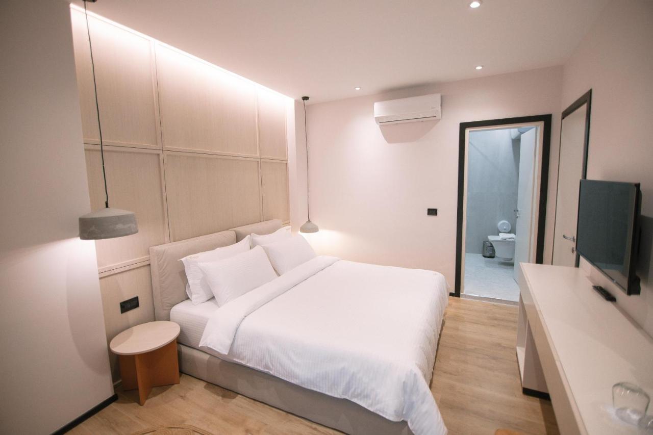 Boulevard Boutique Aparthotel Korce Ngoại thất bức ảnh